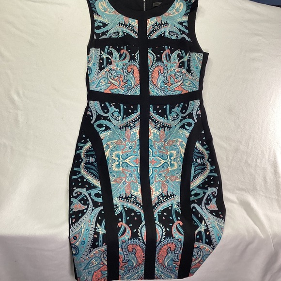 BCBGMaxAzria Dresses & Skirts - BCBGMAXAZRIA Paisley Print Sleeveless Sheath Dress Black Blue Coral Size 10